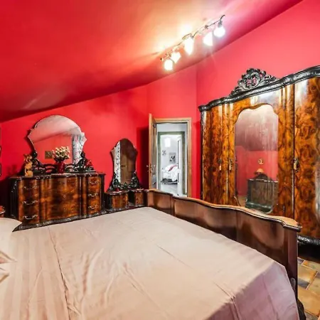 Willa The Antique By Ps